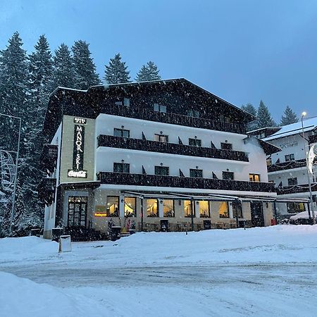 Manor Ski Hotel Predeal Zewnętrze zdjęcie